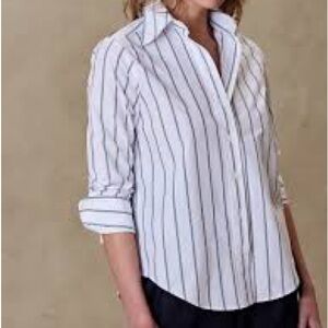 Banana Republic White Button-Up Shirt with Black Pinstripes